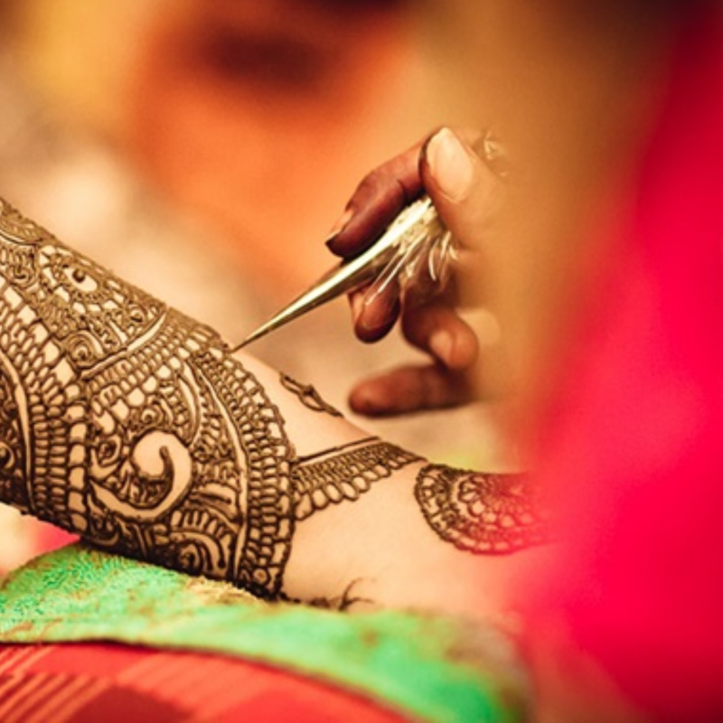 Mehndi Artist