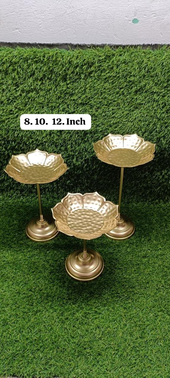 Golden Bloom Arch Tea Light Holder (6 Inch)